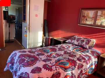 VENDE AMPLIA Y ACOGEDORA CASA EN PUDAHUEL SUR