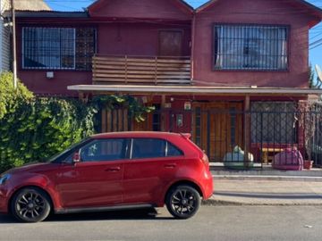 VENDE AMPLIA Y ACOGEDORA CASA EN PUDAHUEL SUR
