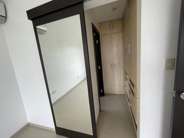En Venta Departamento en Urb. Altos del Rio Vía La Aurora, Daule, Samborondon