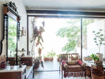 Preciosa casa de Lujo en Valle de Bravo, del lado del Santuario