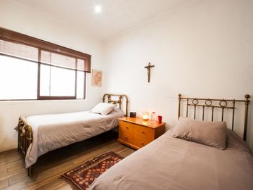 Preciosa casa de Lujo en Valle de Bravo, del lado del Santuario