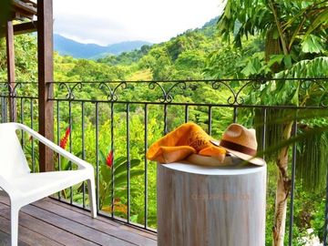 EXCLUSIVO Y ACREDITADO HOTEL BUTIQUE EN MINCA SANTA MARTA.