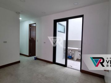 3 Storey Townhouse for Sale inside secured subdivision in Malabon near Monumento Circle