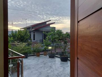 Rumah Mewah Ada Kolam Renang Pribadi Di Jalan Gatot Subroto Medan