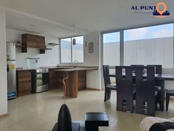 Casas VIP de Venta sector Marianitas de Calderón 3 dormitorios - Norte de Quito