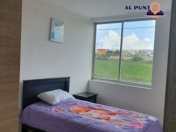 Casas VIP de Venta sector Marianitas de Calderón 3 dormitorios - Norte de Quito