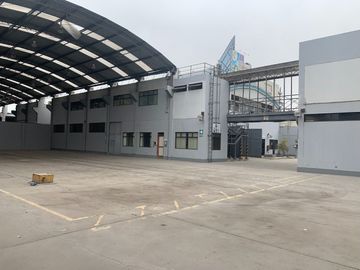 VENTA DE LOCAL COMERCIAL - CHORRILLOS