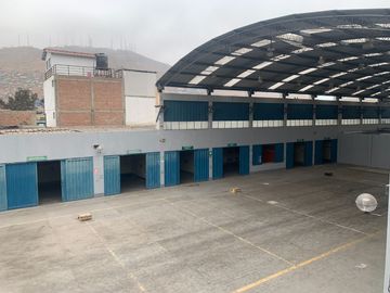 VENTA DE LOCAL COMERCIAL - CHORRILLOS