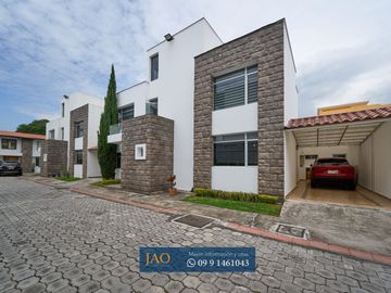 Casa en Venta de 4 habitaciones cerca al Ventura Mall Tumbaco