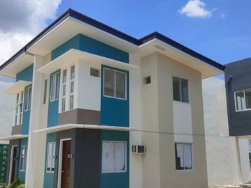 Affordable preselling Duplex House in Bago City only 7k pesos monthly payment