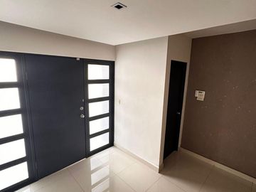 CASA EN VENTA PEDREGAL LA SILLA ZONA SUR MONTERREY