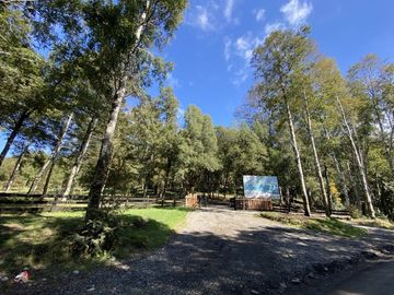 Z O N A S U R . C L En venta Parcela de 5.000 m2. Ubicada en condominio a minutos de Villarrica