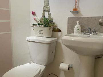VENTA CASA LOS ENCINOS EN EL MARQUÉS MUY CERCA DEL AEROPUERTO