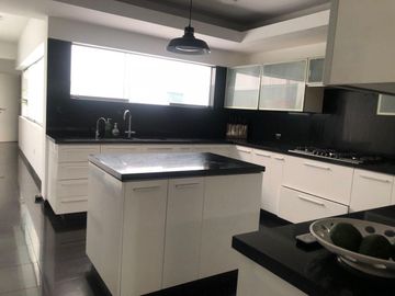 Venta de Penthouse en Circunvalacion Golf Los Inkas, Camacho