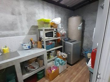 Very cheap sale, townhouse, M. The Colour Rangsit Klong 4, area 20 square wah, useable area 118 square metres, suitable for living and profitable reno