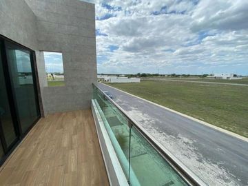 CASA EN VENTA LAS AVES RECIDENCIAL & GOLF, PESQUERÍA, NL