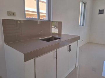5 Bedroooms House And Lot For Sale In Camella Subic