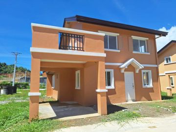 5 Bedroooms House And Lot For Sale In Camella Subic