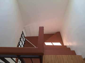 5 Bedroooms House And Lot For Sale In Camella Subic