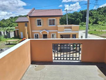 5 Bedroooms House And Lot For Sale In Camella Subic