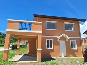 5 Bedroooms House And Lot For Sale In Camella Subic