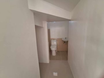 5 Bedroooms House And Lot For Sale In Camella Subic
