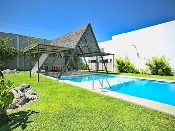 Casa en Venta con alberca al sur de Cuernavaca Morelos por el tec De Monterrey