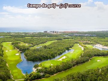 Condo de 3 recamaras, club de playa, golf, alberca, en venta Playa del Carmen.