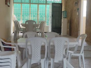 VENTA DE CASA CON PISCINA CARMEN DE APICALA