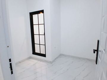Rumah 2 lantai Tanpa Dp ckp Booking 3 jt lokasi dekat 2 stasiun dicipayung,Depok