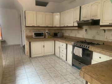 CASA COMO TERRENO en VENTA en SANTIAGO DE SURCO