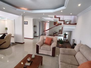 VENTA CASA INDEPENDIENTE SECTOR SAN GABRIEL