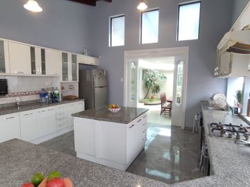 VENTA CASA INDEPENDIENTE SECTOR SAN GABRIEL