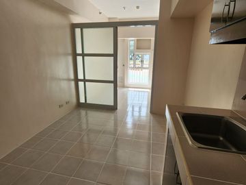 CITYLAND: Tagaytay Prime Residences (ideal investment for AIRBNB)