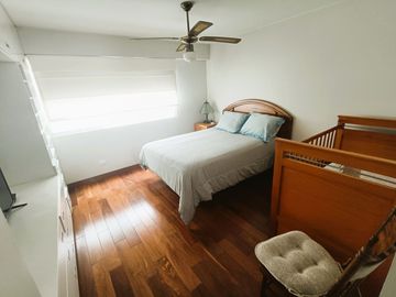 SE VENDE Flat Av Velasco Astete CHACARILLA SURCO - 125 m² -