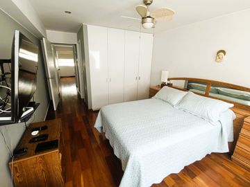 SE VENDE Flat Av Velasco Astete CHACARILLA SURCO - 125 m² -