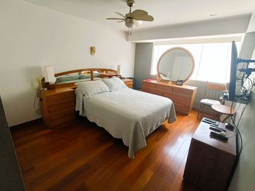 SE VENDE Flat Av Velasco Astete CHACARILLA SURCO - 125 m² -