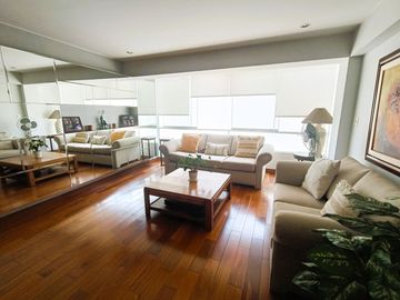 SE VENDE Flat Av Velasco Astete CHACARILLA SURCO - 125 m² -