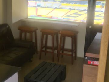 EN VENTA DE OPORTUNIDAD SUITE CENTRAL EN EL ESTADIO MONUMENTAL DE BARCELONA