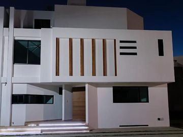 SE VENDE CASA EN Avenida de las Casuarinas, Fracc Campestre Villas del Álamo, Mineral de la Reforma, Hidalgo, 42184, MEX