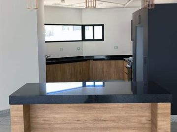 SE VENDE CASA EN Avenida de las Casuarinas, Fracc Campestre Villas del Álamo, Mineral de la Reforma, Hidalgo, 42184, MEX