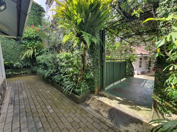DIJUAL CEPAT! LUXURY GARDEN HOME @ RESOR DAGO PAKAR BANDUNG UTARA