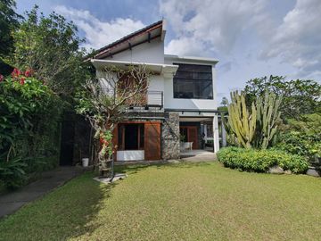 DIJUAL CEPAT! LUXURY GARDEN HOME @ RESOR DAGO PAKAR BANDUNG UTARA