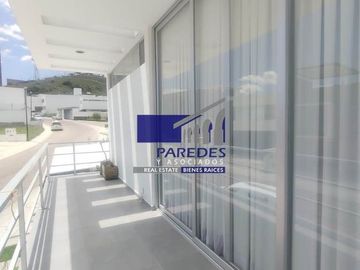 QC103 Casa en Venta 3 recámaras, Cumbres del Lago, Querétaro