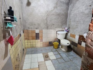 Venta casa cerca de la central de abastos de morelia para remodelar