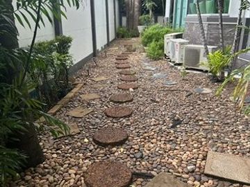 For Sale 5 bedrooms Phatthanakan 30