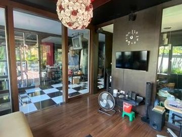 For Sale 5 bedrooms Phatthanakan 30