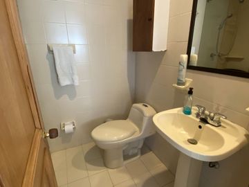 Se vende apartamento en el barrio Santa Isabel 🤩 info 311319----📲