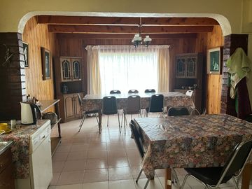 Casa 7 dorm, sitio con jardín y terraza, Pingueral. Tome