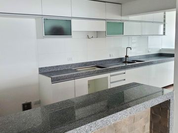 DEPARTAMENTO EN VENTA EN PUNTA HERMOSA